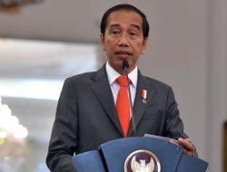 Melalui Sambungan Telepon, Presiden Joko Widodo Ucapkan Selamat atas Terpilihnya Anwar Ibrahim sebagai PM Malaysia