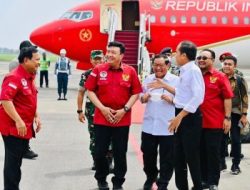 Menhan Prabowo Subianto Dampingi Joko Widodo Resmikan Asrama Mahasiswa Nusantara di Surabaya