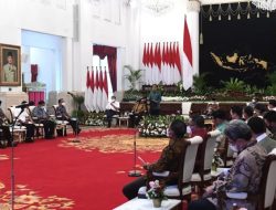 Presiden Joko Widodo Sampaikan Sejumlah Arahan dalam Sidang Kabinet Paripurna