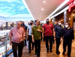 Ketika Presiden Joko Widodo Kunjungi Pusat Perbelanjaan di Manado