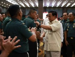 Ucapkan Terima Kasih ke Babinsa, Menhan Prabowo Subianto: Kita Sekarang Kerja Keras