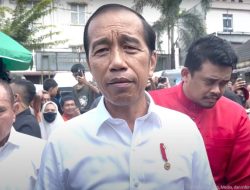 Presiden Joko Widodo Cek Distribusi Beras Bulog di Pasar Bakti Medan Sumut