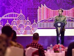 Presiden Joko Widodo Minta OJK Turut Serta Dukung Program Hilirisasi