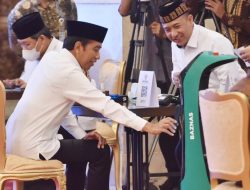 Presiden Joko Widodo dan Wapres Ma’ruf Amin Serahkan Zakat Melalui Baznas