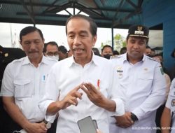 Presiden Joko Widodo Serap Aspirasi Nelayan Pajukukang