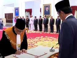 Presiden Joko Widodo Saksikan Pengucapan Sumpah Sunarto Sebagai Wakil Ketua MA Bidang Yudisial