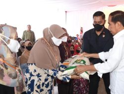 Presiden Joko Widodo Resmi Luncurkan Penyaluran Cadangan Beras Pemerintah untuk Bantuan Pangan Tahun 2023