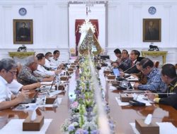 Presiden Joko Widodo Gelar Rapat Terkait Progres Pembangunan Hunian ASN di IKN bersama Sejumlah Menteri