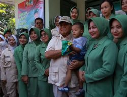 Menhan Prabowo Subianto Serahkan 153 Motor ke Koramil Pacitan: Saya Ditugaskan Pak Presiden Cek Kesiapan TNI