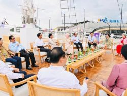 Presiden Joko Widodo Ajak Pemimpin ASEAN Berlayar dan Nikmati Senja