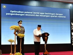 Tiba di Jambi, Wapres Ma’ruf Amin Langsung Saksikan Pengukuhan KDEKS Provinsi Jambi