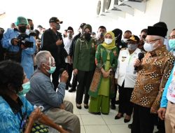 Kunjungi RSUD Timika, Wapres Ma’ruf Amin Beri Semangat Pasien Operasi Katarak dan Bibir Sumbing