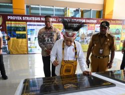 Kunjungi Teluk Bintuni, Wapres Ma’ruf Amin Resmikan Sejumlah Fasilitas Umum Hingga Groundbreaking Kawasan Industri