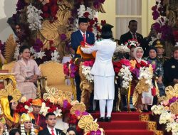 Upacara Penurunan Bendera Merah Putih Berlangsung Khidmat