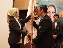 Airin Rachmi Diany Lantik Pengurus Taekwondo Tangsel