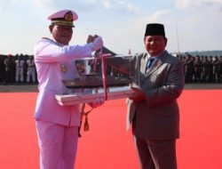 Menhan Prabowo Subianto Serahkan Dua Kapal Perang Baru ke TNI AL