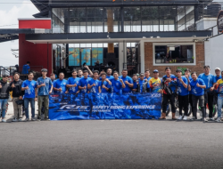 All New R15 Connected Series Makin Diminati Gen Z, Ikut bLU cRU Riding Experience Tambah Pengalaman Berkendara