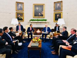 Bertemu Presiden Biden, Presiden Jokowi Ajak Kemitraan Indonesia-AS Berkontribusi untuk Perdamaian Global