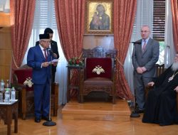 Bertemu Uskup Agung Athena, Wapres Ma’ruf Amin Sampaikan Konsep Bhinneka Tunggal Ika dan Ajakan Redam Eskalasi Konflik di Jalur Gaza