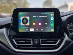 Maksimalkan Head Unit Mobil untuk Hiburan, Baleno Menemani Perjalanan Bersama dengan Menyenangkan