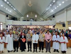 Perkuat Kerukunan Jelang pemilu 2024, Kapolrestro Depok Kunjungi Gereja HKGB Depok Timur