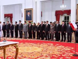 Momen Pelantikan Maruli Simanjuntak sebagai KSAD di Istana Negara