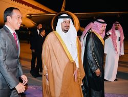 Presiden Jokowi Tiba di Riyadh untuk Hadiri KTT Luar Biasa OKI