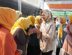 Galakkan Semangat Gotong Royong, Airin Rachmi Diany: Guna Memupuk Kebersamaan di Masyarakat