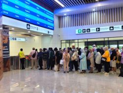 Waspada Penipuan, KCIC Imbau Masyarakat Untuk Beli Tiket Kereta Cepat Whoosh Hanya Melalui Saluran Resmi
