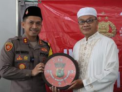 Jum’at Curhat dan Jumling, Wakapolres Metro Depok Ajak Tokoh Agama Jaga Kamtibmas Pemilu 2024 Kondusif