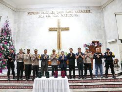 Pastikan perayaan Natal aman, Petugas Jibom PMJ sterilisasi gereja di wilayah Jakarta Timur