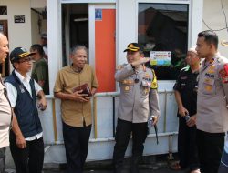 Polres Jaksel Lakukan Pengecekan Pos Satkamling Mampang, Kapolres: Aktifkan Terus Satkamling Agar Wilayah Aman