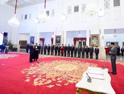 Presiden Jokowi Lantik Marthinus Hukom sebagai Kepala BNN