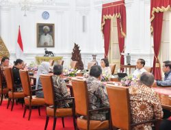 Presiden Jokowi Terima IHPS I Tahun 2023, 80 K/L Predikat WTP
