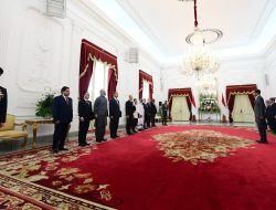 Presiden Jokowi Terima Surat Kepercayaan 10 Dubes Negara Sahabat di Istana Merdeka