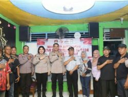 Asistensi Satkamling, Kapolsek Mampang Mengajak Semua Potensi Masyarakat Untuk Pererat Silahturrahim