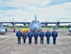 Menhan Prabowo Subianto Serahkan Pesawat C-130J-30 Super Hercules Keempat ke TNI AU