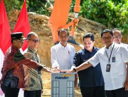 Presiden Joko Widodo Apresiasi Pembangunan Kantor Layanan Digital Bank Mandiri di IKN