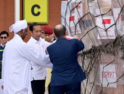 Presiden Joko Widodo Lepas Pengiriman Bantuan Kemanusiaan untuk Warga Palestina dan Sudan