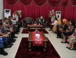 Gubernur Sulut dan Jajaran Forkompinda Sambut Kedatangan Wapres Ma’ruf Amin di Manado