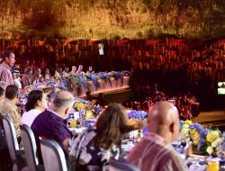 Presiden Jokowi Jamu Santap Malam Para Pemimpin dan Delegasi KTT WWF Ke-10 di GWK