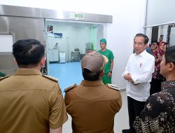 Presiden Jokowi Tinjau RSUD Rupit, Tekankan Peningkatan Infrastruktur Listrik