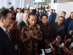 Evaluasi Pusat Data Nasional, Presiden Joko Widodo: Semua Data Nasional Harus Direkam Cadang