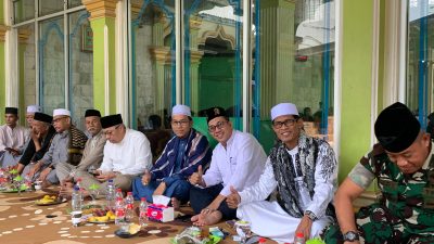 Ketua ICMI Kota Bekasi Baba Inay Hadiri Undangan Warga di Kegiatan Gema Muharam