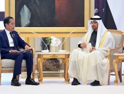 Presiden Jokowi Bahas Empat Hal Saat Bertemu Presiden MBZ di Abu Dhabi