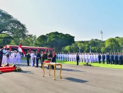 Presiden Jokowi Lantik 906 Perwira Remaja TNI dan Polri dalam Praspa 2024