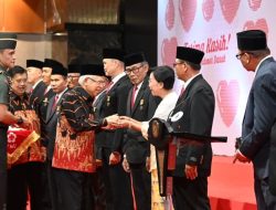 Di Hadapan Penerima Satyalancana Kebaktian Sosial, Wapres Ma’ruf Amin Serukan Pentingnya Donor Sukarela untuk Atasi Masalah Stok Darah