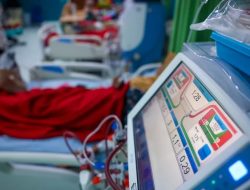 Syarat Dokter Tetap Bisa Praktik di Tiga Tempat