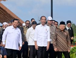 Jelang Sidang Paripurna, Presiden Jokowi Ajak Kabinet Nikmati Udara Pagi dan Keliling IKN
