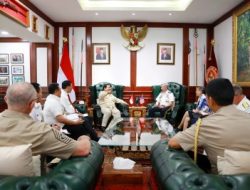 Menhan Prabowo Subianto Terima Kedatangan Komandan Koopsus AS di Kemhan